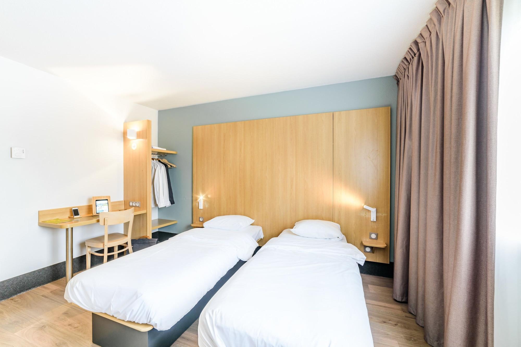 B&B Hotel Besancon Chateaufarine Esterno foto