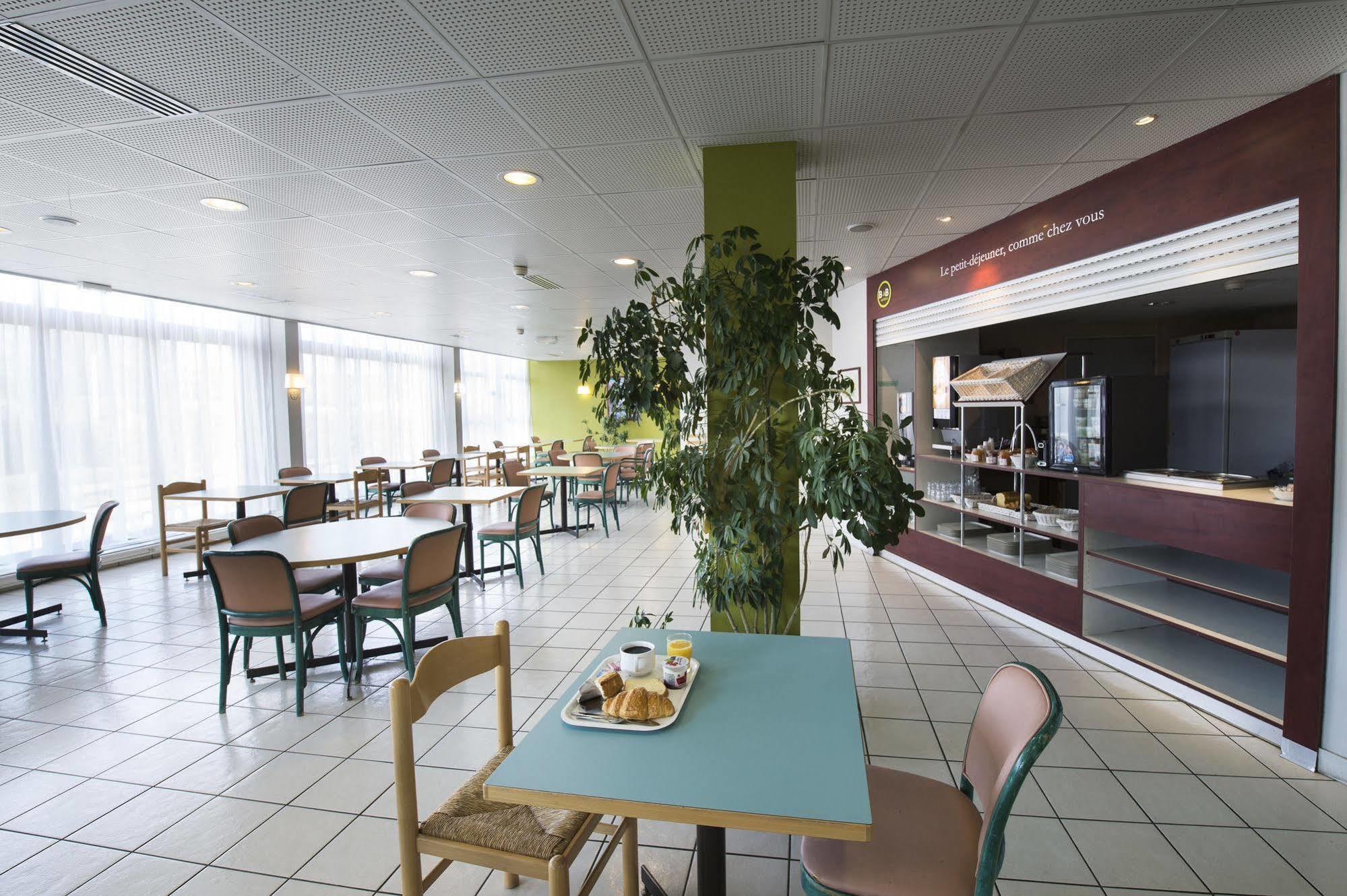 B&B Hotel Besancon Chateaufarine Esterno foto
